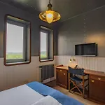 Hotel Doemitzer Hafen 3*