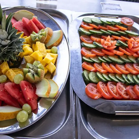 Doemitzer Hafen Szálloda 3*