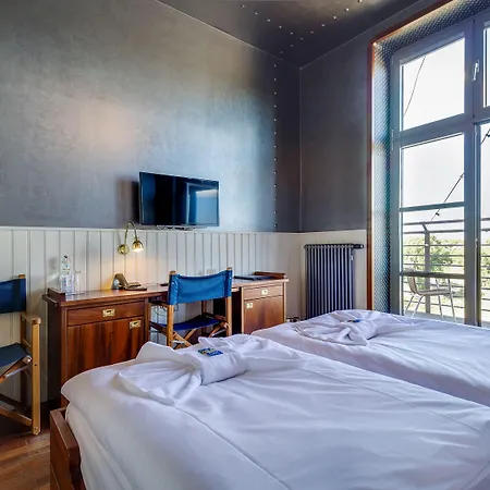 Szálloda Doemitzer Hafen