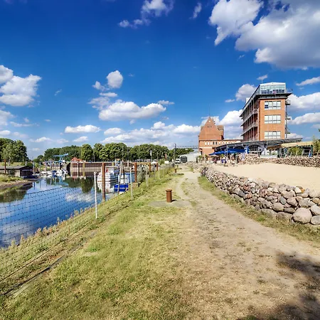 Doemitzer Hafen Szálloda