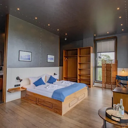 Dömitzer Hafen Hotel 3*