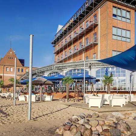 Dömitzer Hafen Hotel 3*